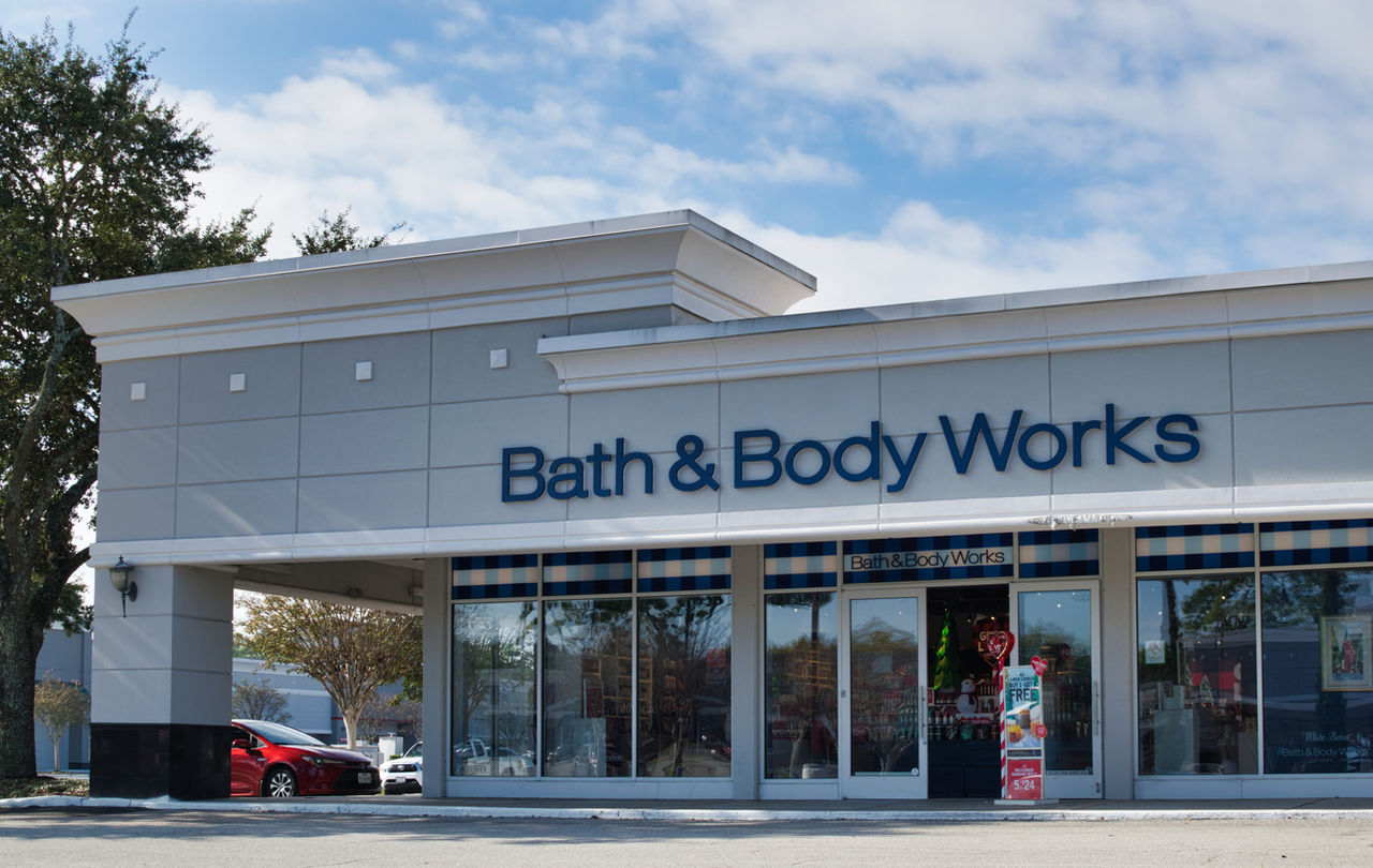 exterior shot of a Bath and Body Works storefront