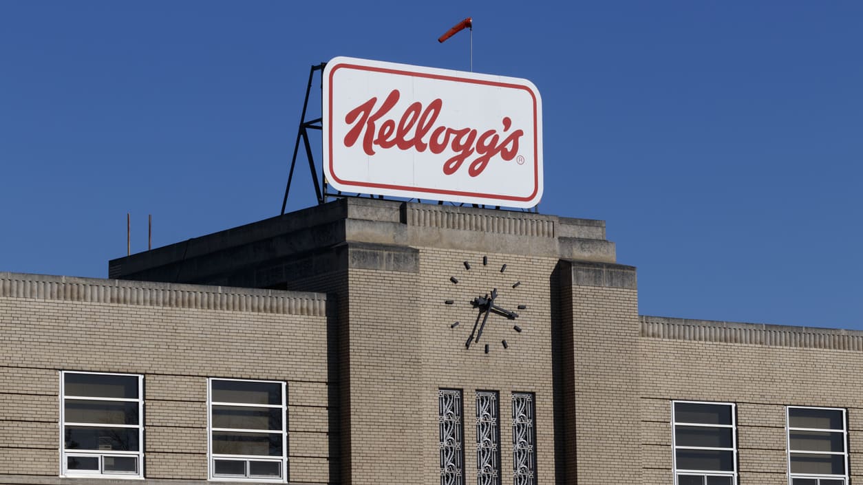Kellogg's sign on top of a building.